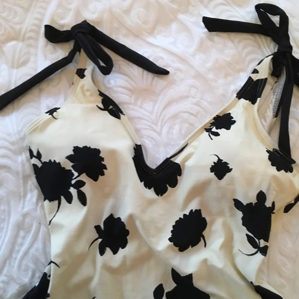 Kate Spade Cream One-Piece Swimsuit with Black Floral Print - Picture 3 of 12